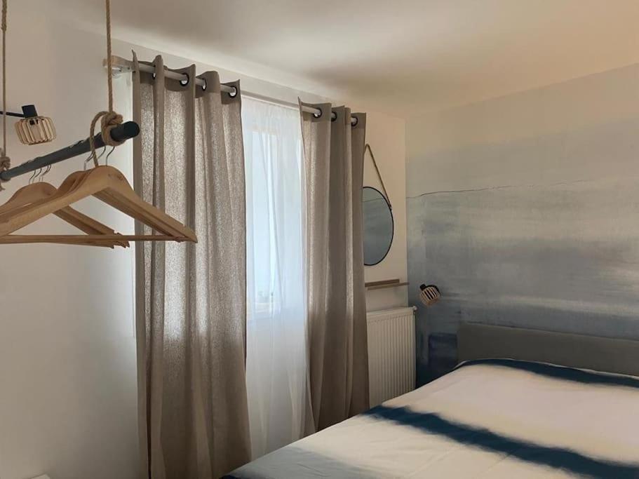 Appartement Cosy Le Saint Gildas, A Proximite Immediate Centre Ville, Place De Stationnement, Netflix Ванн Экстерьер фото